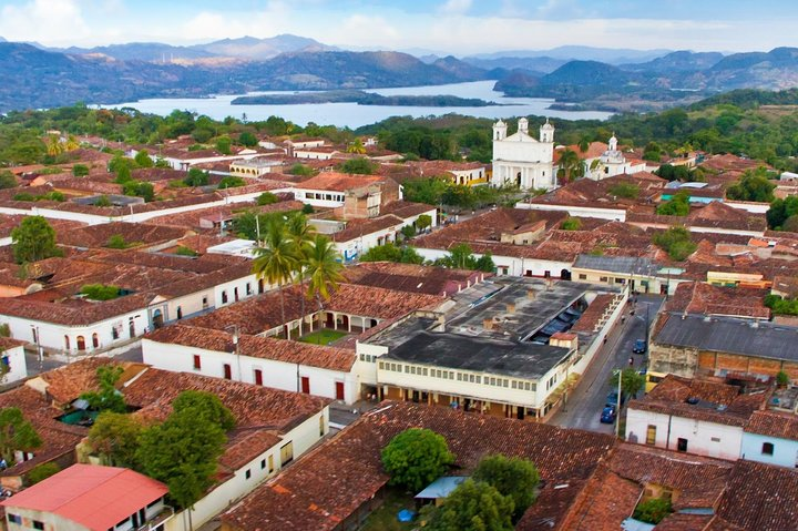 Suchitoto day tour from San Salvador City